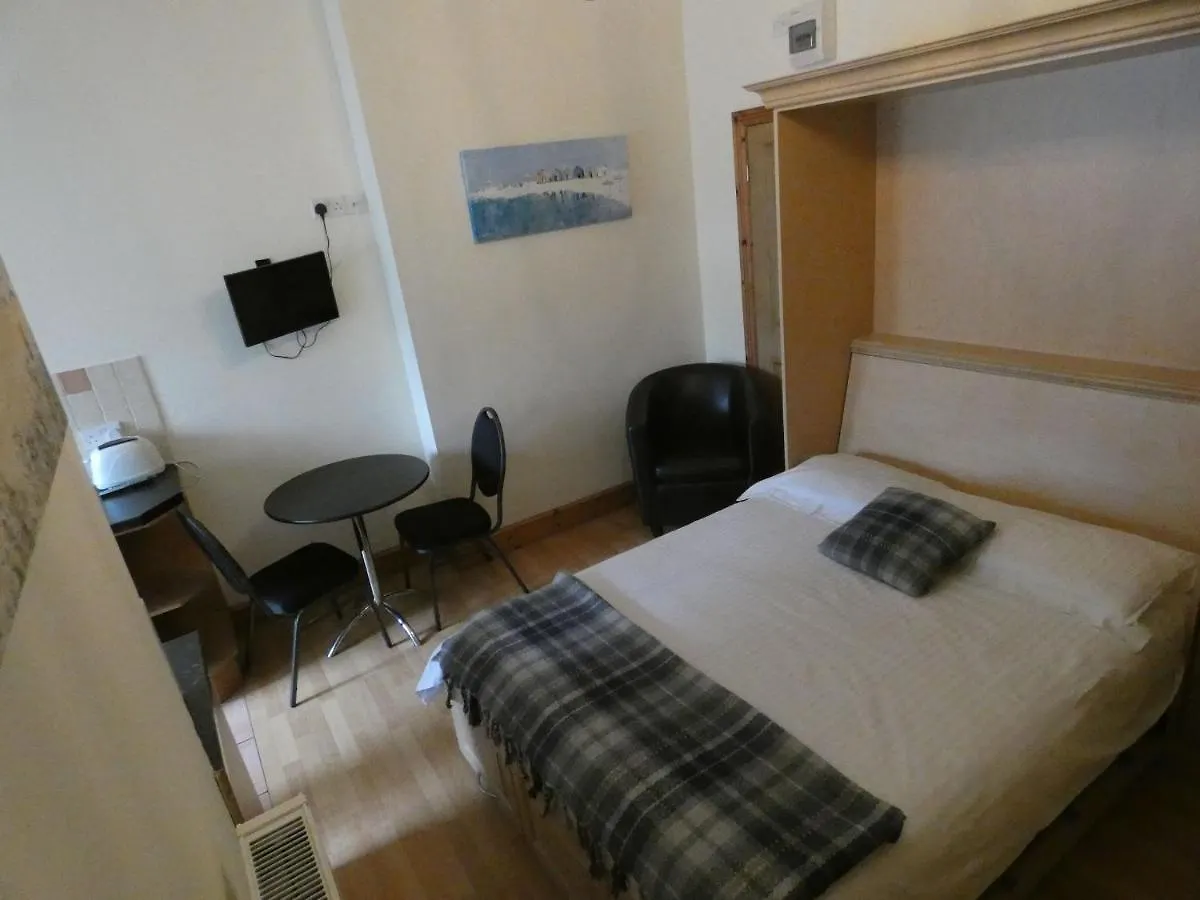 Hurst Dene Aparthotel Swansea Bed & Breakfast