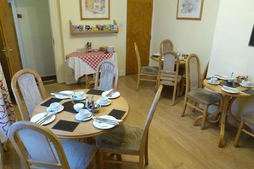 Hurst Dene Aparthotel Swansea Bed & Breakfast