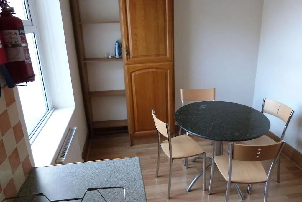 Hurst Dene Aparthotel Swansea 3*,  United Kingdom