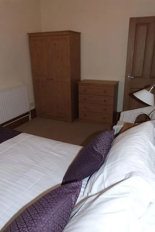 Hurst Dene Aparthotel Swansea