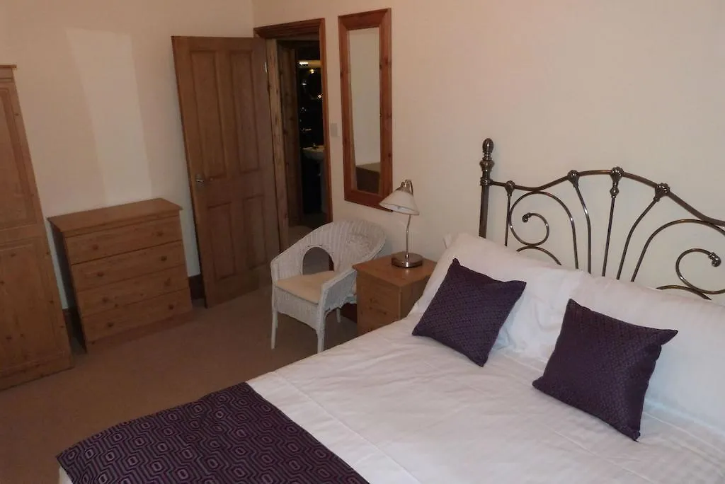 Bed & Breakfast Hurst Dene Aparthotel Swansea